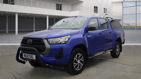 TOYOTA Hilux